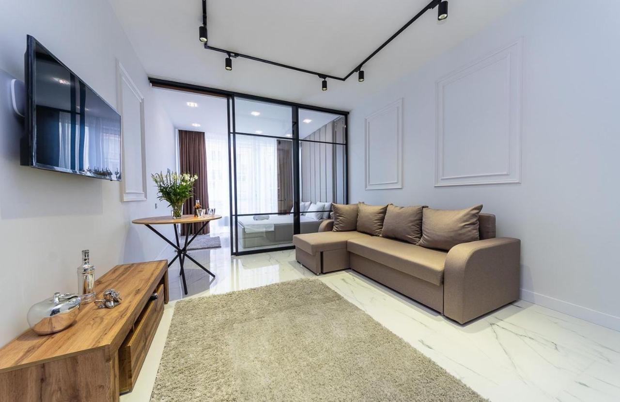 Fashionable Apartments. Smartplaza Metro Minskaya. Obolon Kiew Exterior foto