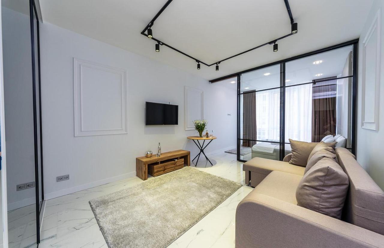 Fashionable Apartments. Smartplaza Metro Minskaya. Obolon Kiew Exterior foto