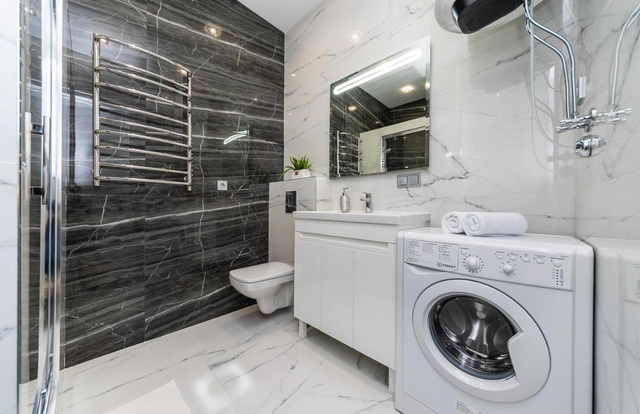 Fashionable Apartments. Smartplaza Metro Minskaya. Obolon Kiew Exterior foto