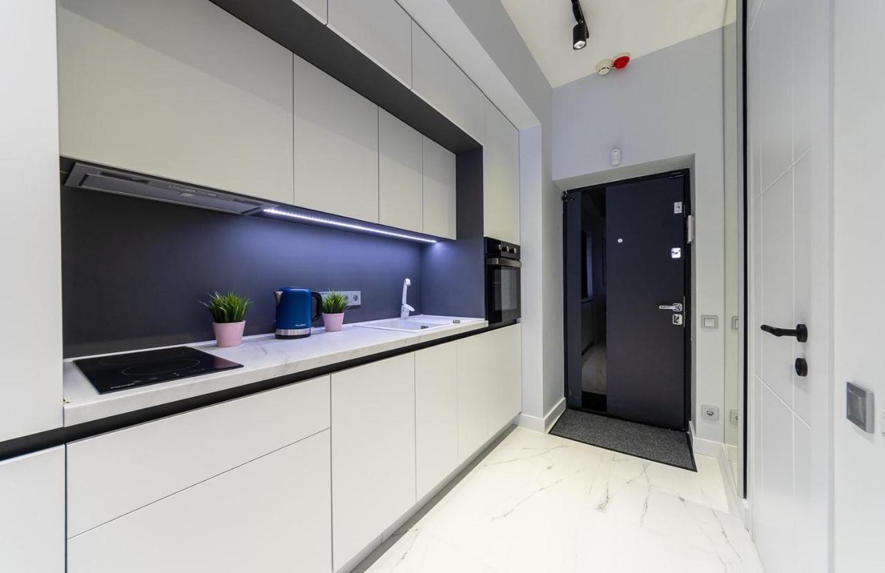 Fashionable Apartments. Smartplaza Metro Minskaya. Obolon Kiew Exterior foto