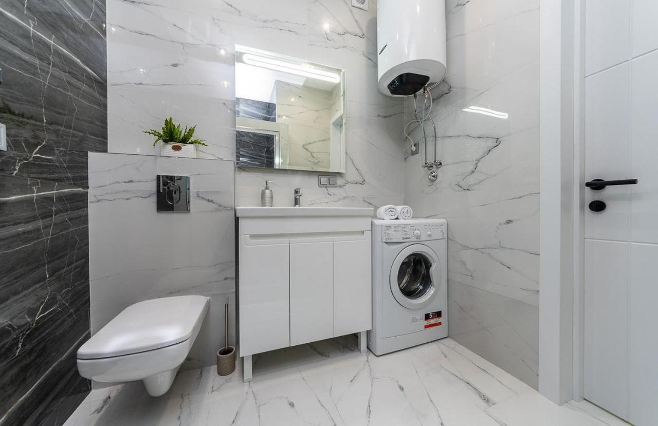 Fashionable Apartments. Smartplaza Metro Minskaya. Obolon Kiew Exterior foto